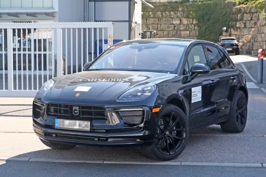 Porsche Macan phiên bản mới bị rò rỉ hình ảnh nội thất