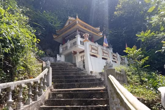 Hà Trung (Thanh Hóa): Công trình không phép bị “tố” xâm phạm Di tích lịch sử Quốc gia bao giờ bị xử lý?