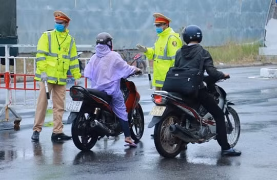Dỡ bỏ các chốt kiểm soát y tế cửa ngõ TP. Đà Nẵng