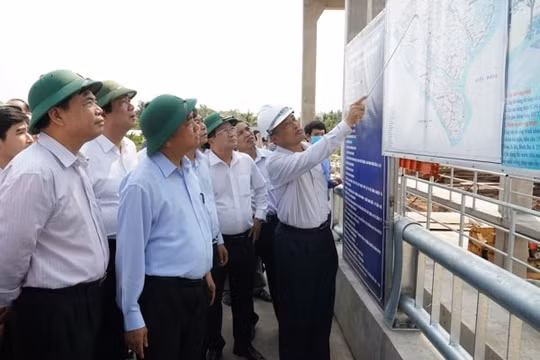 Thủ tướng làm việc với các tỉnh ĐBSCL về phòng chống hạn hán, xâm nhập mặn