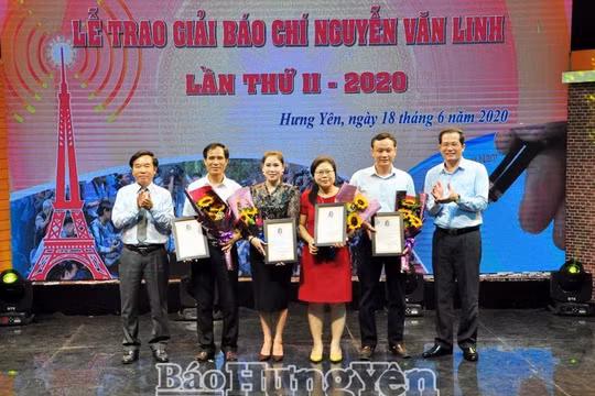 Trao Giải thưởng báo chí tỉnh Hưng Yên lần thứ II năm 2020