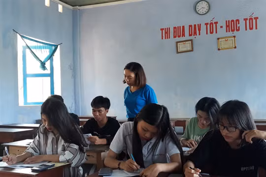 Từ ngày 27/7, học sinh toàn tỉnh Quảng Ngãi nghỉ học