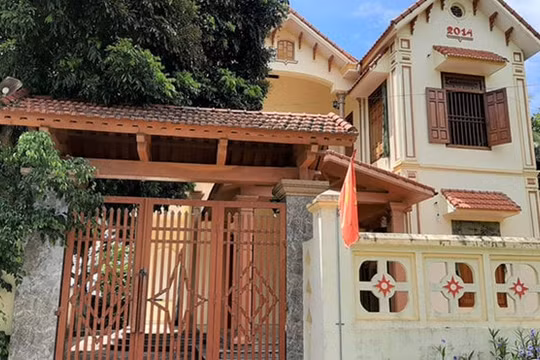 H.Yên Định (Thanh Hóa): 7 hộ 'đi lạc' vào danh sách hộ nghèo là họ hàng với Chủ tịch xã