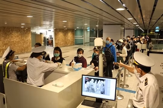 Dịch Covid-19:Tăng cường giám sát người nhập cảnh vào Việt Nam