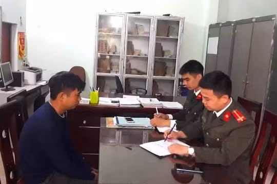 Nghệ An: Triệu tập chủ facebook đăng tin thất thiệt “Thanh Chương 3 ca tử vong” vì dịch covid-19