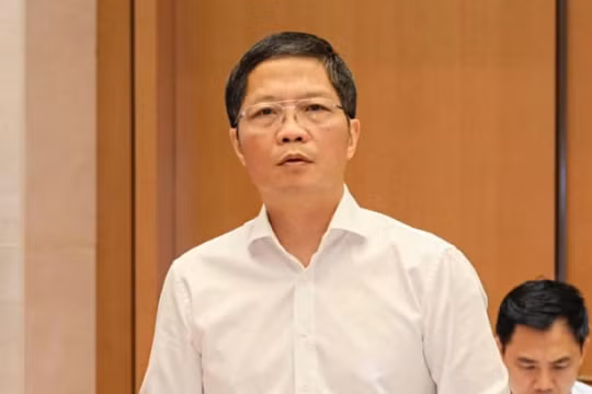 Việt Nam đối mặt nguy cơ thiếu điện do phụ thuộc nhập khẩu ​nhiên liệu