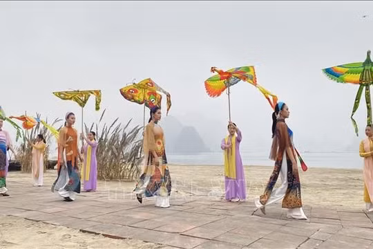 Tưng bừng “Festival Áo dài Quảng Ninh - Miền di sản”