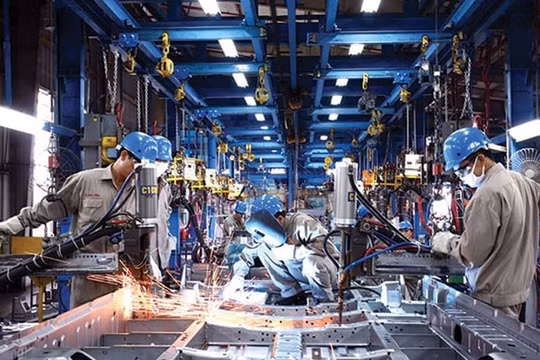 GDP năm 2020 đạt 2,91%, Việt Nam lọt nhóm tăng trưởng cao nhất thế giới