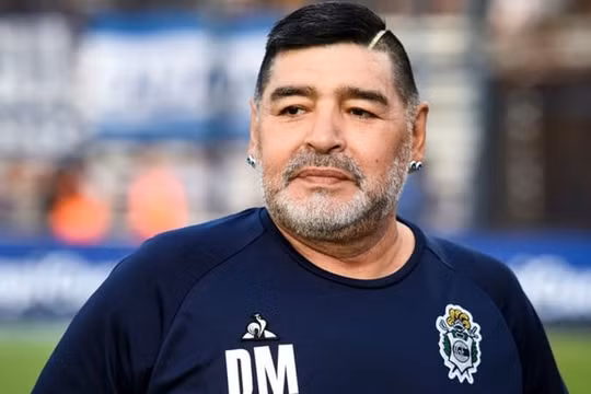 Maradona phải phẫu thuật não khẩn cấp