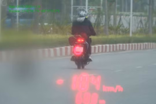 Yên Bái: Xử phạt 6,8 triệu đồng thanh niên phóng xe máy tốc độ 104 km/giờ