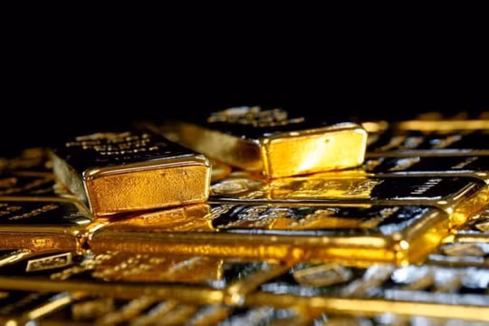 Giá vàng thế giới 6/11: Sụt giảm xuống mức thấp nhất 1 tháng qua