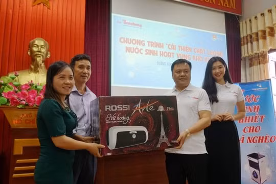 Tập đoàn Tân Á Đại Thành mang nước sạch về vùng khó khăn