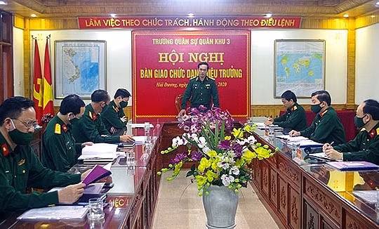 Bộ Quốc phòng điều động, bổ nhiệm cán bộ, lãnh đạo mới