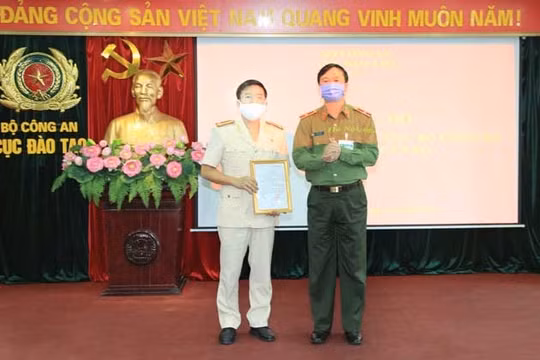 Thượng tá Nguyễn Anh Tuấn giữ chức vụ Phó Cục trưởng Cục Đào tạo