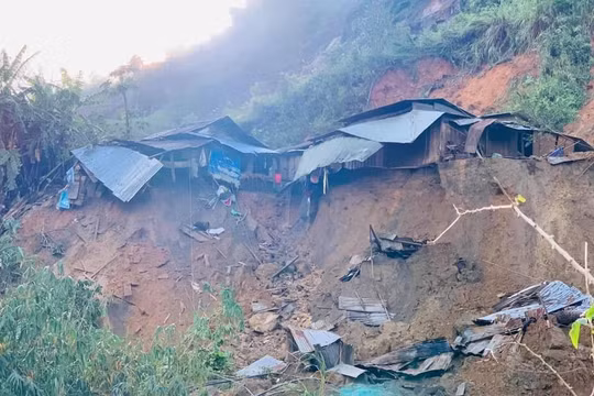 "Không có giải pháp công trình nhà ở nào có thể chịu được lũ ống, lũ quét, sạt lở đất”