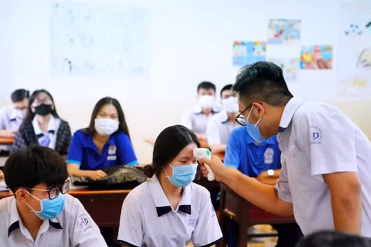 Thời sự 24H ngày 2/8: Bộ trưởng Phùng Xuân Nhạ đề xuất chia kỳ thi thi tốt nghiệp THPT làm hai đợt