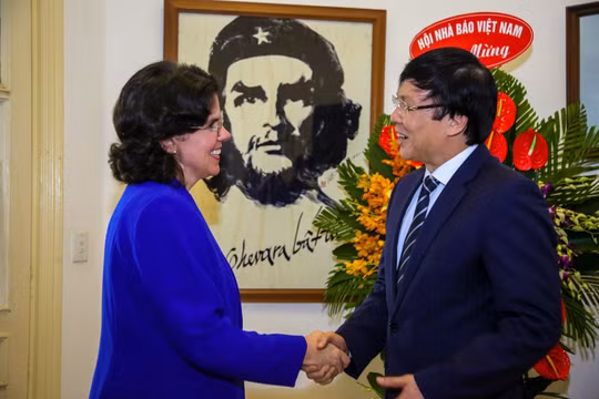 Thắt chặt thêm tình cảm giữa Hội Nhà báo Việt Nam và Hội Nhà báo Cuba