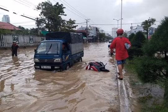 Khánh Hòa: 4 người chết, 1 người mất tích do mưa lũ