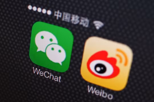 Mạng xã hội Weibo gặp khó từ chính những đối thủ trong nước