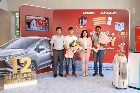 Thêm 2 khách hàng trúng xe Mitsubishi Xpander trị giá 550 triệu đồng.