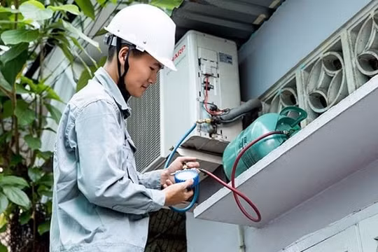 ‘Bắt bệnh’ máy điều hòa không mát trong ngày nóng bức