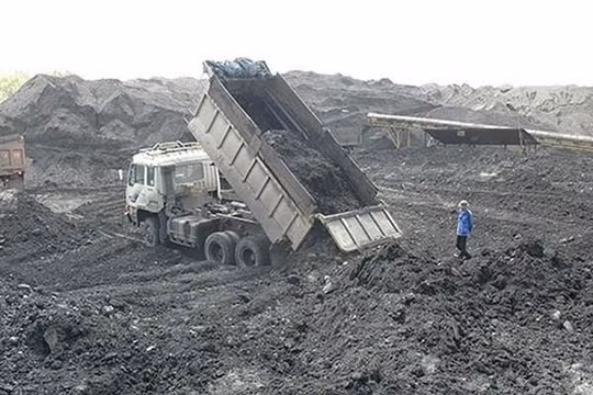 Nguy cơ nhiễm phóng xạ thủy ngân độc hại từ tro xỉ điện than