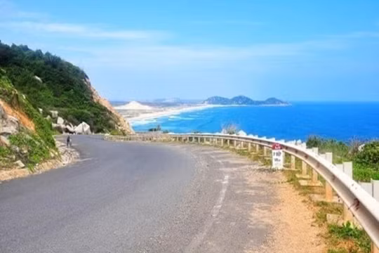 Đầu tư 3.400 tỷ đồng xây dựng 2 tuyến đường bộ ven biển tại Thanh Hóa