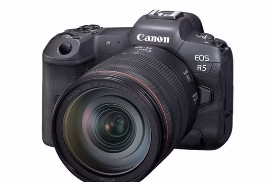 Canon ra mắt máy ảnh EOS R5 và EOS R6: Quay được video 8k, giá từ 2,499 USD