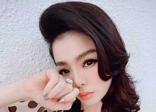 Nghi vấn Lệ Quyên rạn nứt hôn nhân sau loạt ảnh thân mật bên người mẫu trẻ