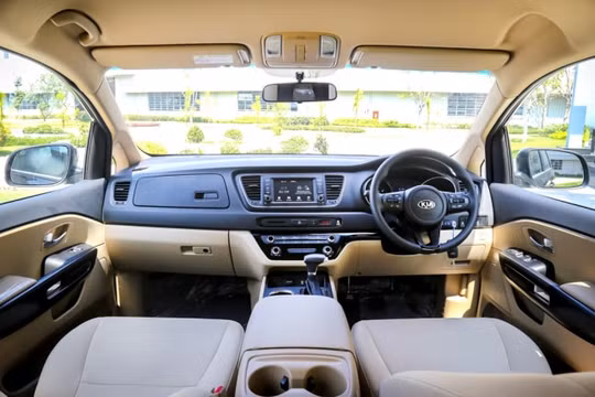 THACO xuất khẩu sáng Thái Lan 40 xe Kia Grand Carnival