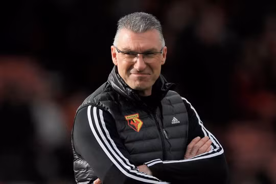 Watford sa thải HLV thứ ba ngay trước khi Premier League kết thúc