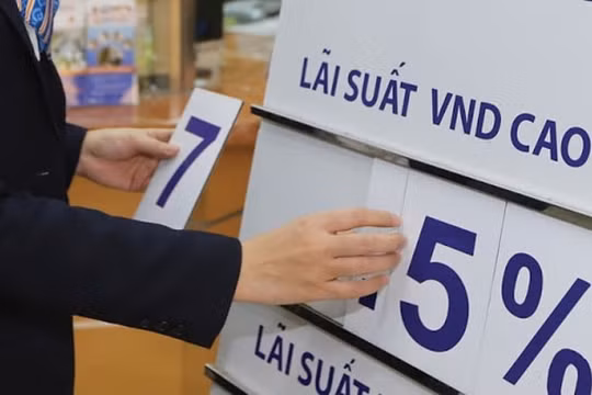 Việt Nam có thể tiếp tục cắt giảm lãi suất