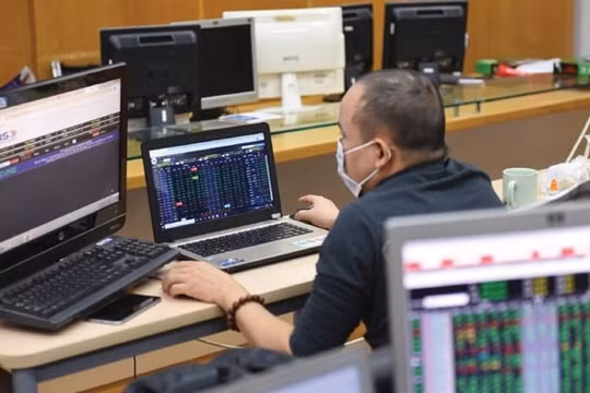 Chứng khoán tuần 10-14/8: Thị trường giằng co và rung lắc