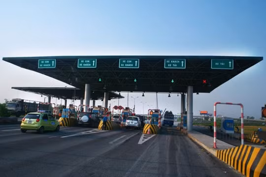 Cao tốc Hà Nội - Hải Phòng chính thức thu phí không dừng từ 11/8