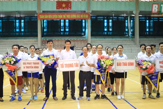 Giải cầu lông giới báo chí tỉnh Thái Bình lần thứ XXI