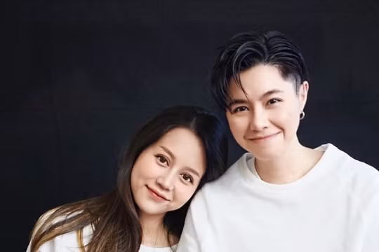 An Nguy mang thai với người tình đồng giới