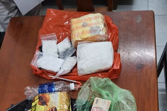 TP.HCM: Triệt phá đường dây mua bán vận chuyển ma túy đá liên tỉnh