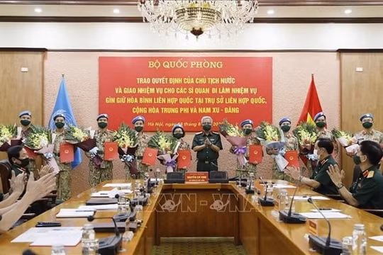 Thêm 10 sĩ quan Việt Nam làm nhiệm vụ gìn giữ hòa bình Liên hợp quốc