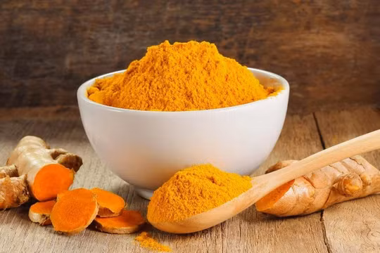 6 nhóm người không nên dùng bột nghệ, tinh bột nghệ