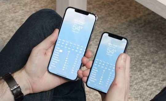 iPhone 12 mini có giá bán cao hơn iPhone 12