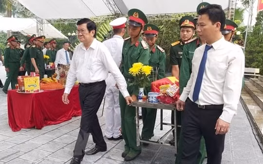 Truy điệu và an táng 4 hài cốt liệt sỹ tại nghĩa trang Vị Xuyên