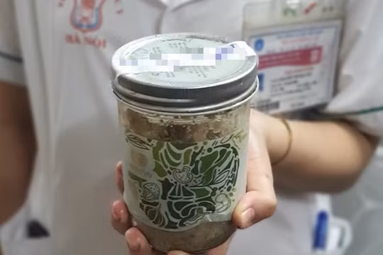 Khánh Hòa: Xác minh danh tính 1 khách hàng mua sản phẩm Minh Chay