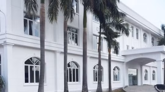 Hơn 3.000 chuyên gia nước ngoài trở lại làm việc tại Bình Dương