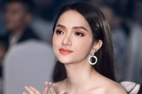 8 năm, Hương Giang vướng 3 cuộc tẩy chay ồn ào showbiz Việt