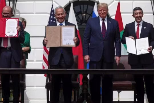 Gạt bỏ quá khứ, UAE và Bahrain thiết lập quan hệ với Israel tại Nhà Trắng