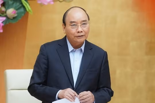 Thủ tướng: Tiếp tục thực hiện nghiêm Chỉ thị 16, không được lơi lỏng, chủ quan