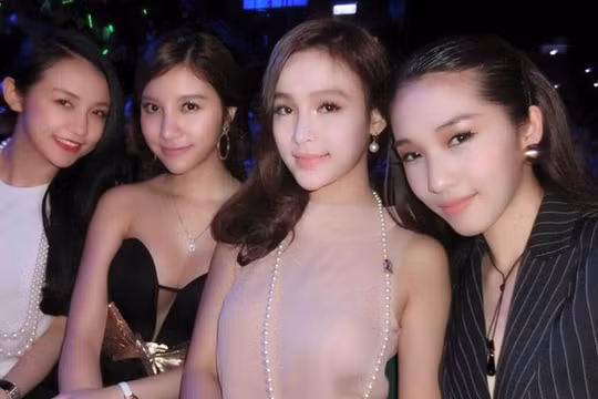 Xuýt xoa với gu ăn mặc sexy hết nấc của hội bạn thân bà xã Tuấn Hưng 