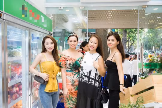 Nghi vấn MC Vân Hugo mang thai với bạn trai đại gia
