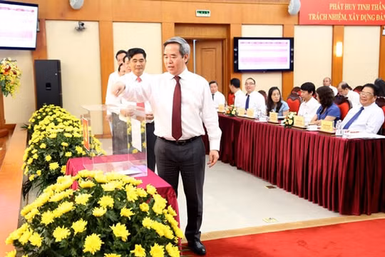 Ban Kinh tế Trung ương cần nghiên cứu, đề xuất những cách làm hay, sáng tạo