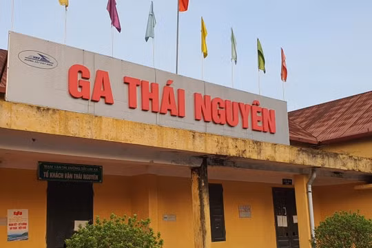 Nhớ thương vời vợi những sân ga